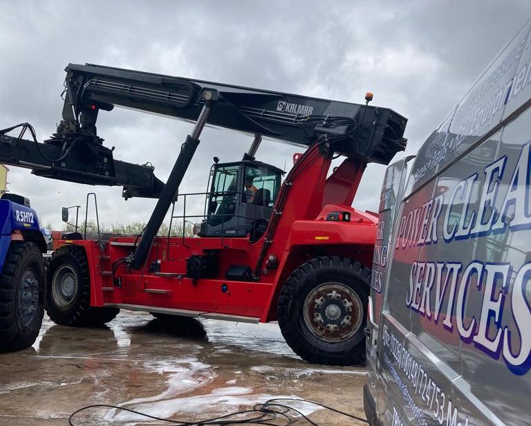 https://powercleaning.services/wp-content/uploads/2022/01/Kalmar-6-e1642775175826.jpg